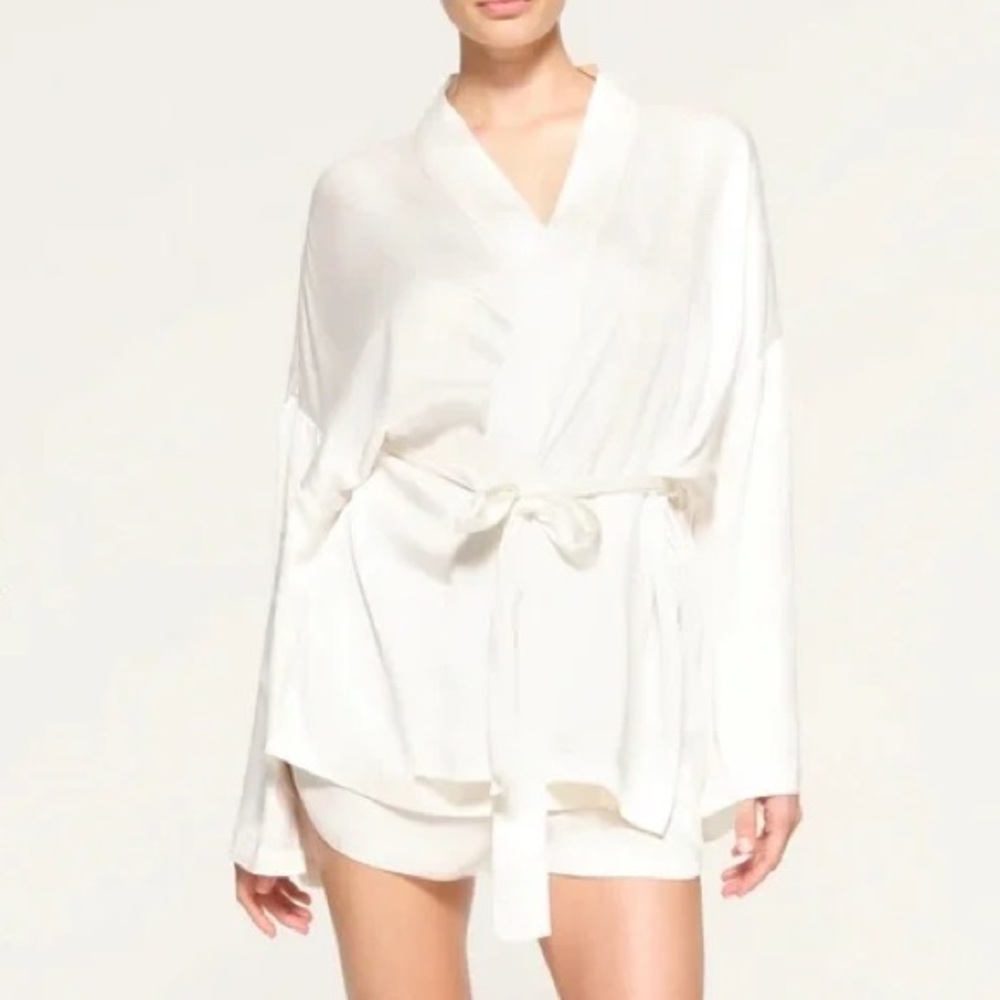 Skims Silk Bridal Robe and Tap Short Set + Cropped Cami Size Medium NWT